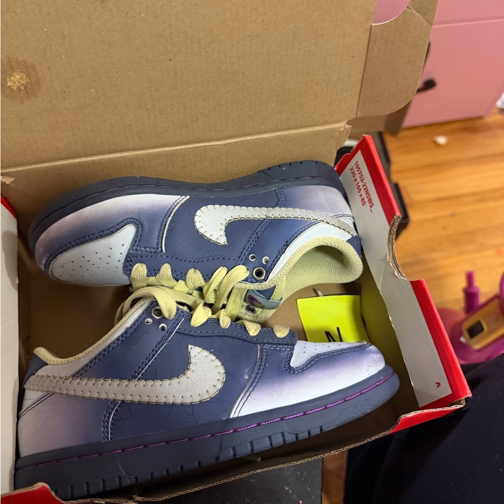 Nike Blue and Cream Low-Top Sneakers